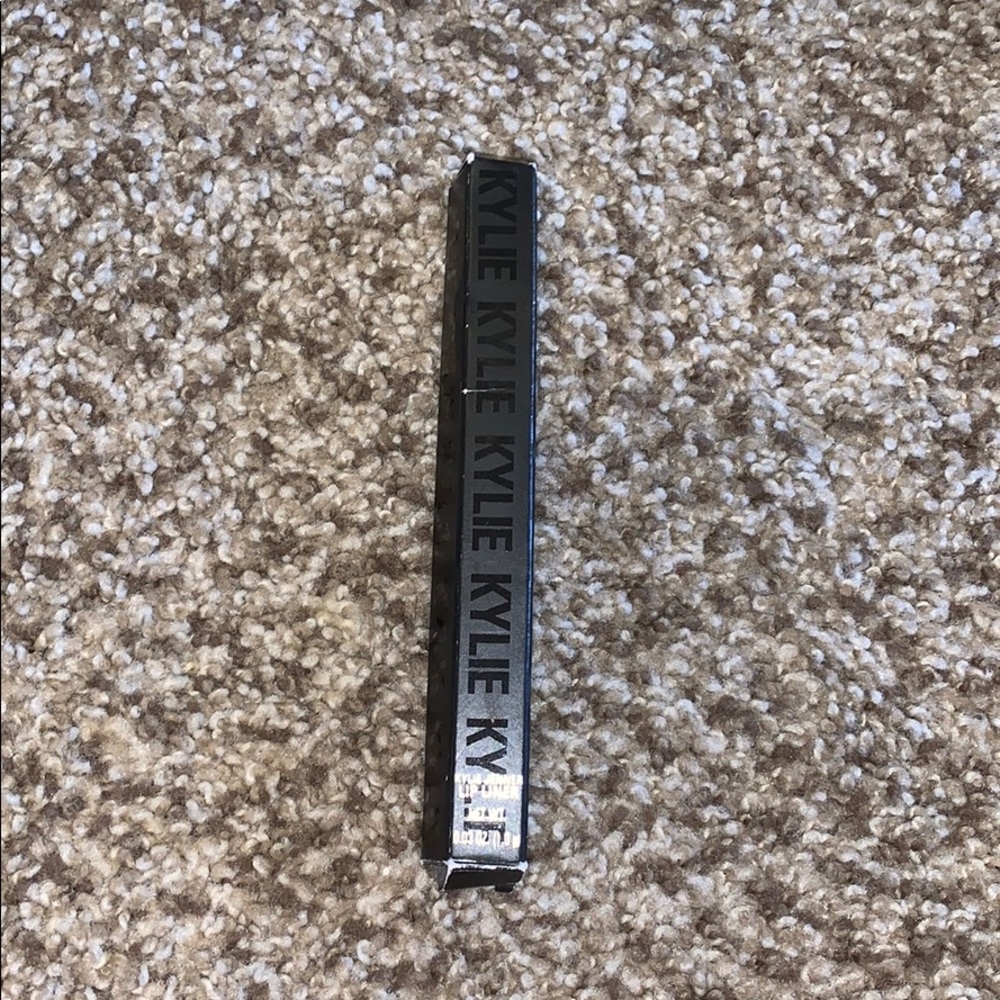 Kylie COCONUT Lip Liner 🥥